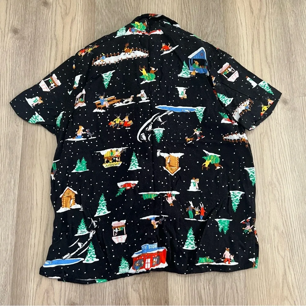 Old Navy Women’s Retro Holiday Village Flannel Short Sleeve Pajama Set Medium